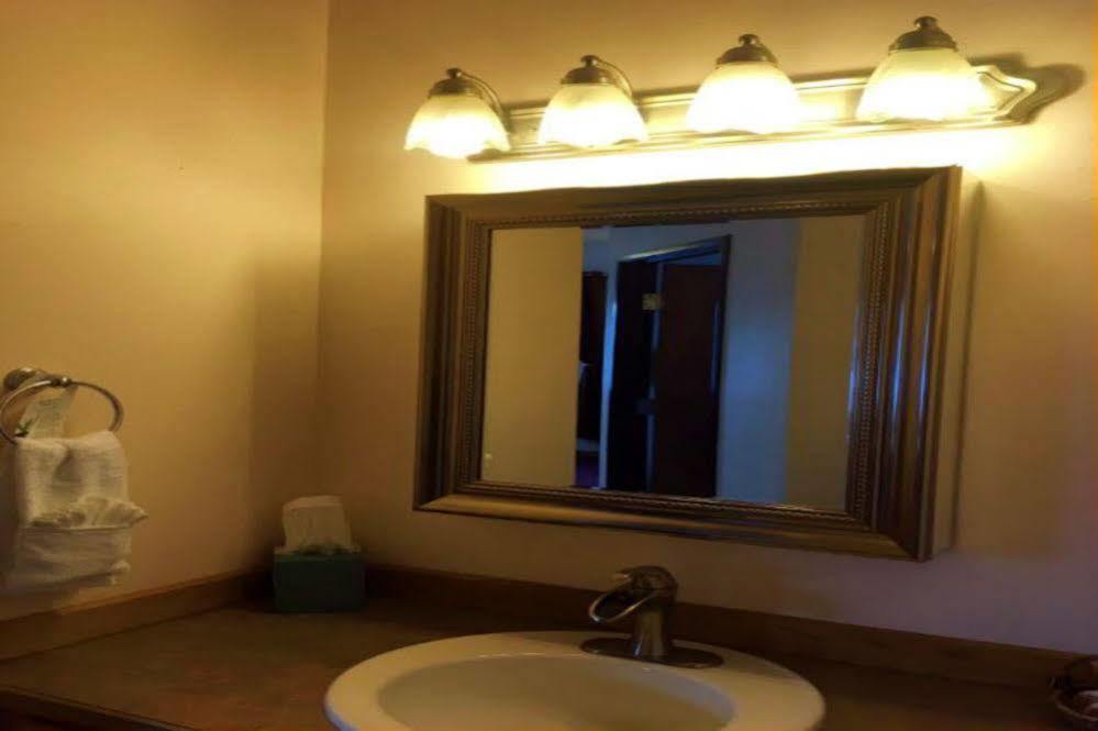 ולדז Totem Hotel And Suites מראה חיצוני תמונה